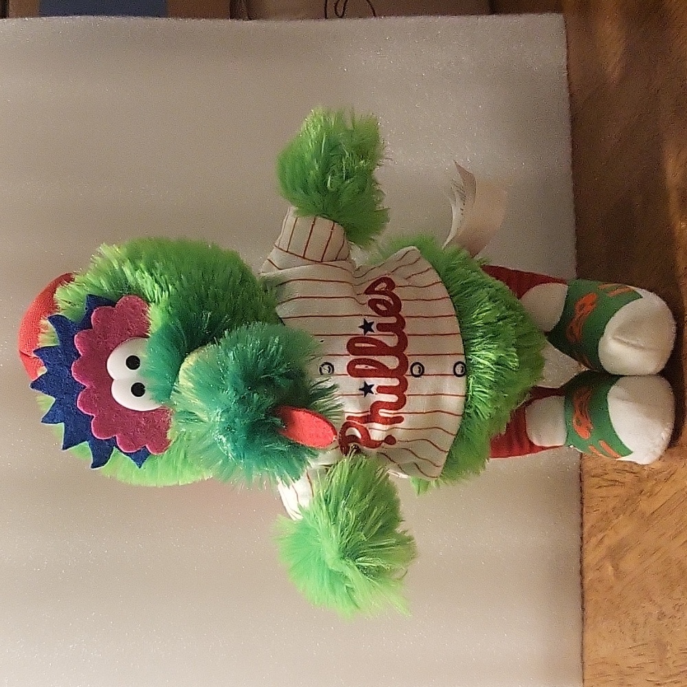 NWT Philadelphia Phillies Phanatic Small Plush Mascot MLB Baseball Sports Gifts